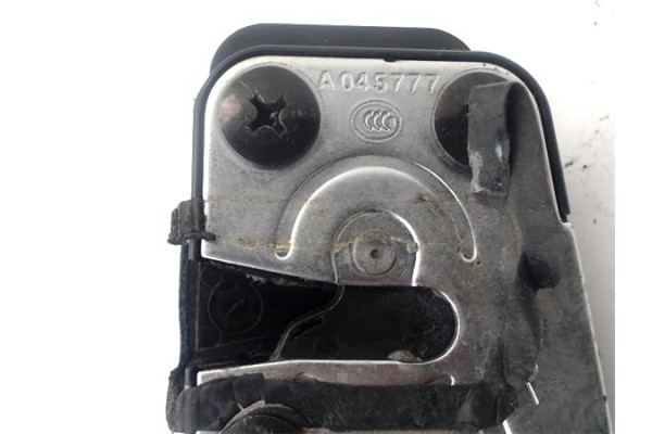 Recambio de cierre electromagnetico trasero derecho para kia sorento (bl) 2.5 crdi referencia OEM IAM 957463  