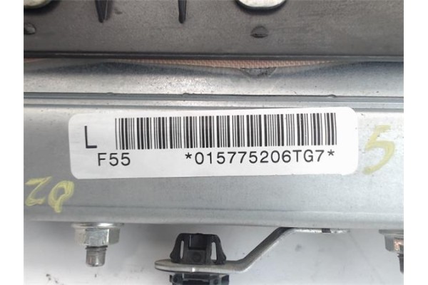 Recambio de airbag salpicadero para toyota yaris (ksp9/scp9/nlp9) 1.3 vvt-i referencia OEM IAM 15775206TG7  