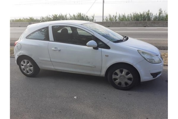 opel corsa d del año 2007