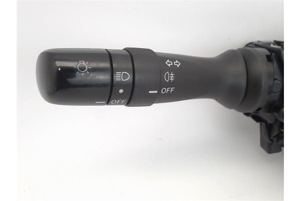 Recambio de mando intermitencia para toyota yaris (ksp9/scp9/nlp9) 1.3 vvt-i referencia OEM IAM 846520D030 843060D070 
