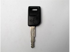 Recambio de llave para mitsubishi space wagon (n80/n90) 2.4 referencia OEM IAM MB802159  