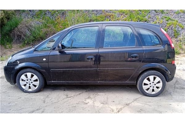opel meriva del año 2004