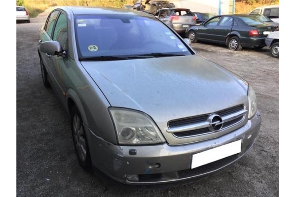 opel vectra c berlina del año 2003
