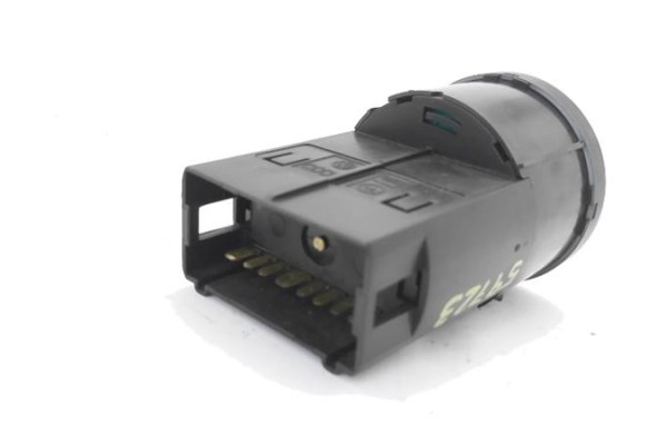 Recambio de conmutador luces para volkswagen golf iv berlina (1j1) 1.6 16v referencia OEM IAM 1C0941531 BK71C0941531 