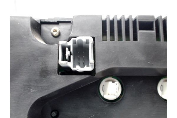Recambio de mandos climatizador para peugeot 307 (3a/c) 2.0 hdi 110 referencia OEM IAM 96430991XT 216673905 