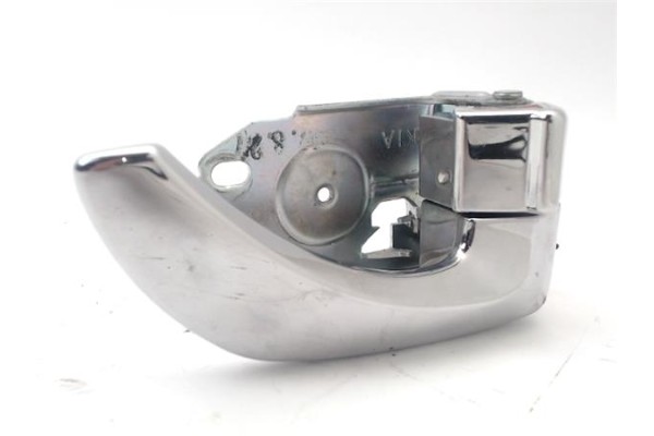Recambio de manilla int. puerta trasero derecha para kia sorento (bl) 2.5 crdi referencia OEM IAM 836203E011  