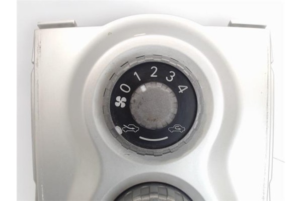 Recambio de mandos calefaccion / a.a. para toyota yaris (ksp9/scp9/nlp9) 1.3 vvt-i referencia OEM IAM 554060D190  