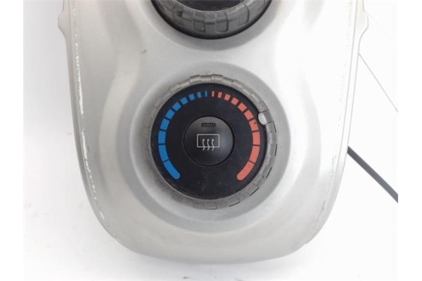 Recambio de mandos calefaccion / a.a. para toyota yaris (ksp9/scp9/nlp9) 1.3 vvt-i referencia OEM IAM 554060D190  