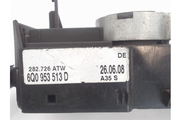 Recambio de mando de luces para seat ibiza (6l1) referencia OEM IAM 6Q0953513D 282726 