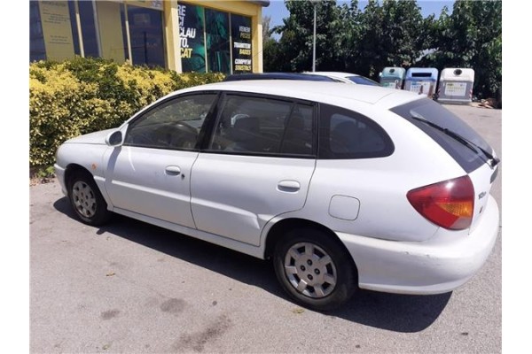 kia rio (bc) del año 2001