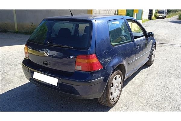 volkswagen golf iv berlina (1j1) del año 2003