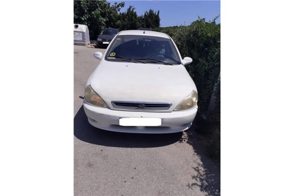 kia rio (bc) del año 2001