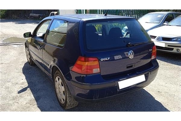 volkswagen golf iv berlina (1j1) del año 2003