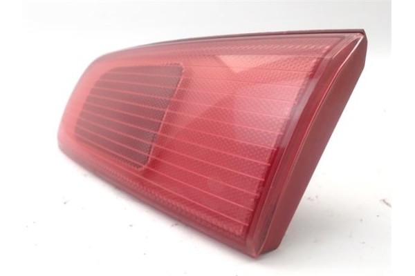Recambio de piloto interior derecho para mazda 2 (b2w) 1.2 referencia OEM IAM 2ZR96483502 DD10513F0B 
