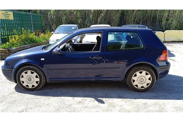 volkswagen golf iv berlina (1j1) del año 2003