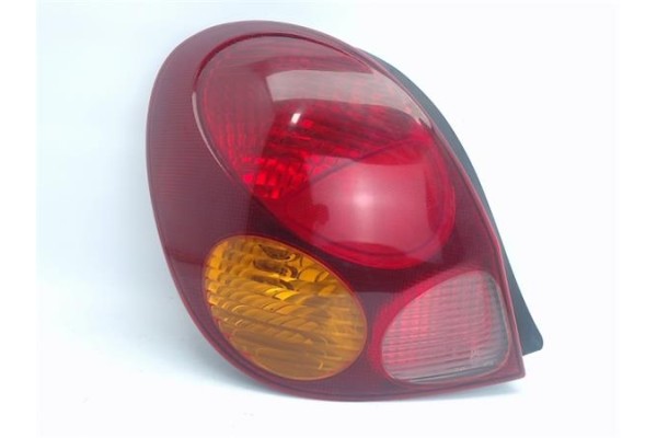 Recambio de piloto trasero izquierdo para toyota corolla (e11) 1.6 (ae111_) referencia OEM IAM 815601E020  