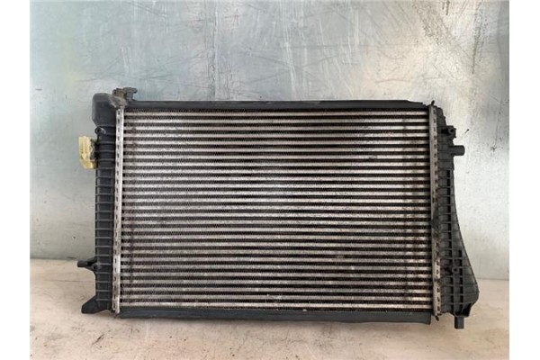 Recambio de intercooler para seat altea (5p1) 2.0 tdi referencia OEM IAM   