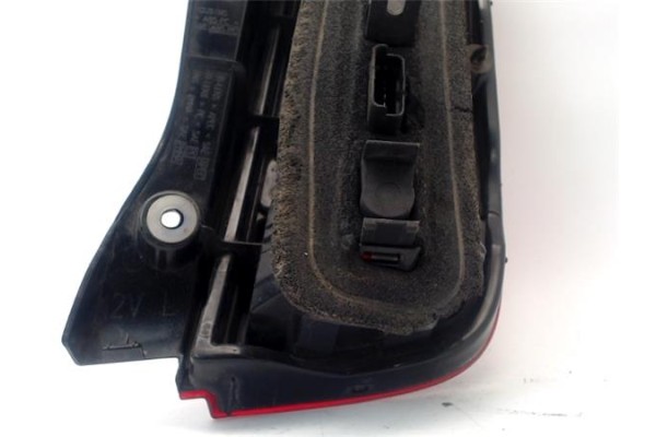 Recambio de piloto trasero izquierdo para nissan micra (k12e) 1.2 16v referencia OEM IAM 26559AX720  