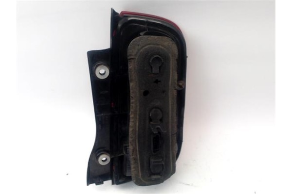 Recambio de piloto trasero izquierdo para nissan micra (k12e) 1.2 16v referencia OEM IAM 26559AX720  