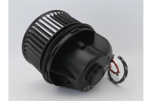Recambio de motor calefaccion para ford focus berlina (cew) 1.5 business referencia OEM IAM AV6N18456 AV6N18456AA 