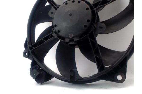 Recambio de electroventilador para renault megane iii sport tourer 1.5 dynamique referencia OEM IAM 214810898R  