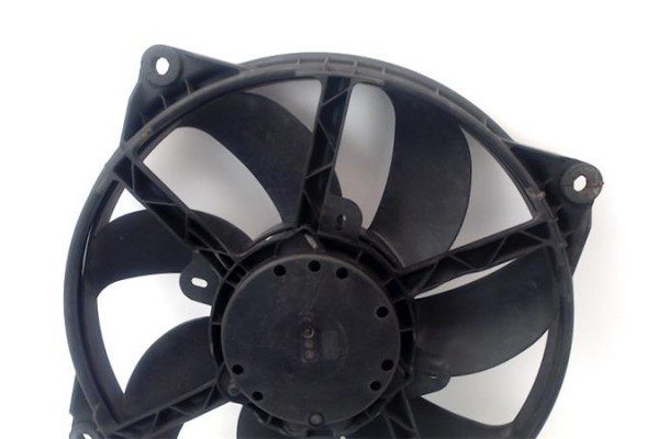 Recambio de electroventilador para renault megane iii sport tourer 1.5 dynamique referencia OEM IAM 214810898R  