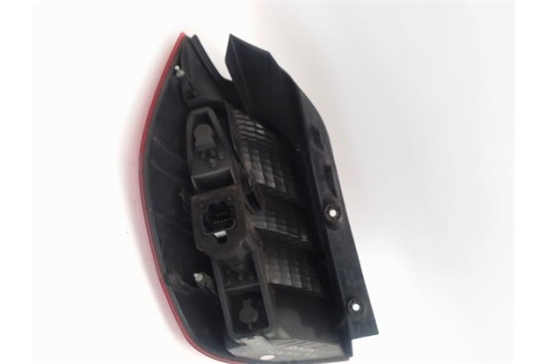 Recambio de piloto trasero derecho para renault grand scénic ii (jm0/1_) 1.5 dci (jm1e) referencia OEM IAM 8200493375G  