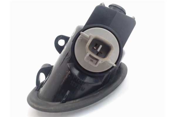 Recambio de intermitente delantero dcho para toyota corolla (e11) 1.6 (ae111_) referencia OEM IAM 8151012830 12438R 