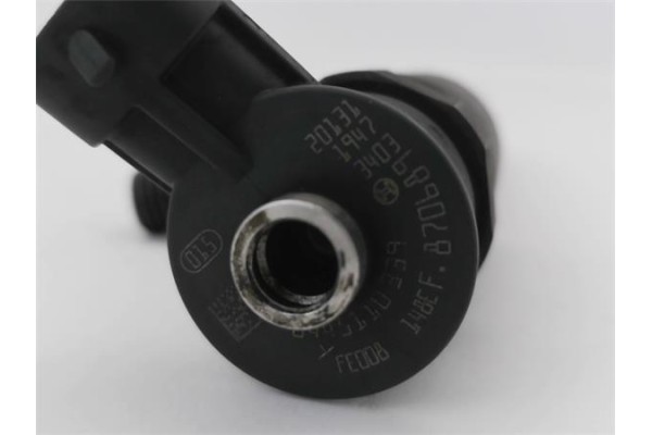 Recambio de inyector para ford fiesta vi 1.4 tdci referencia OEM IAM 1703287 148EF870689 