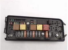Recambio de caja fusibles/rele para opel vectra c berlina referencia OEM IAM 519066013 13144709 