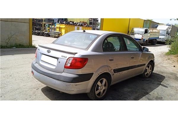 kia rio (jb) del año 2005