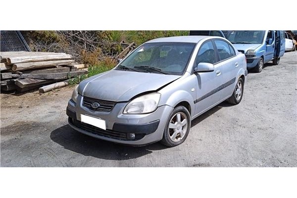 kia rio (jb) del año 2005