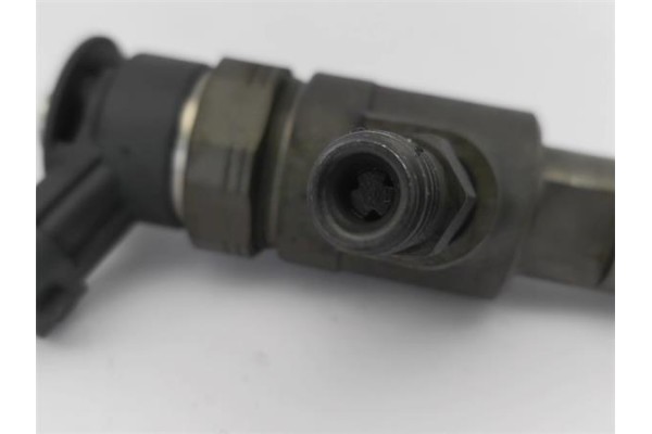 Recambio de inyector para ford fiesta vi 1.4 tdci referencia OEM IAM 1703287 F185F870689 