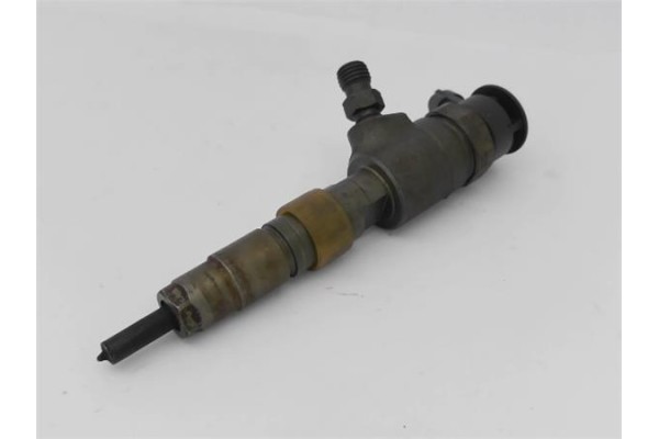 Recambio de inyector para ford fiesta vi 1.4 tdci referencia OEM IAM 1703287 F28AF870689 