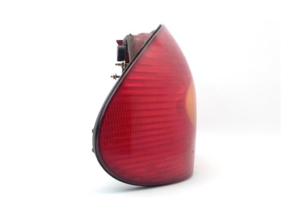 Recambio de piloto trasero derecho para ford mondeo berlina (gd) referencia OEM IAM 96BG13A603  