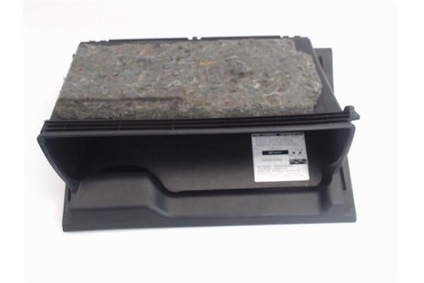 Recambio de guantera salpicadero para toyota yaris (ksp9/scp9/nlp9) 1.3 vvt-i referencia OEM IAM 55550D060  