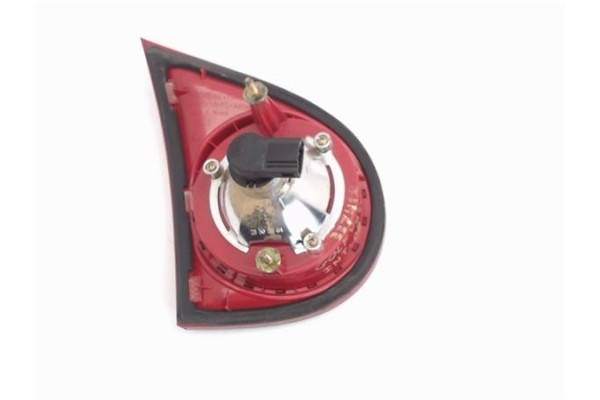 Recambio de piloto porton trasero derecho para volkswagen golf v (1k1) 2.0 tdi 16v referencia OEM IAM 1K6945094E  1K6945094EÇ , 