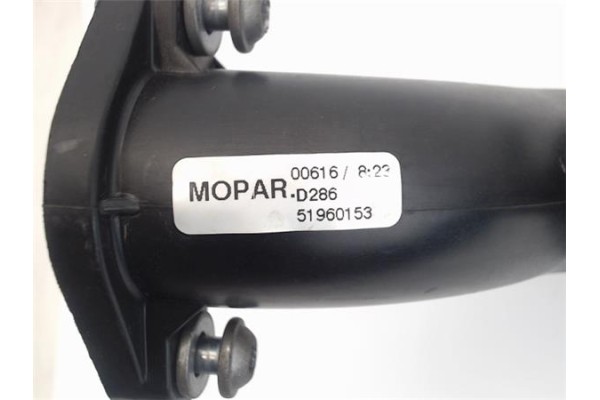 Recambio de tubo intercooler para fiat 500x (334) 1.6 urban referencia OEM IAM 51960153  