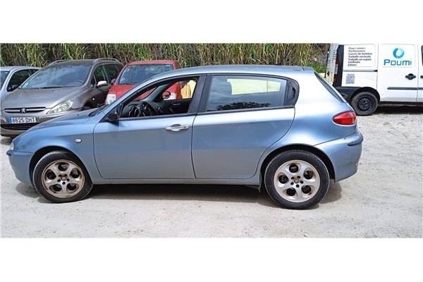 alfa romeo 147 (190) del año 2001