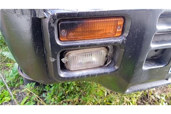 Recambio de paragolpes delantero para nissan terrano ii (r20) 2.4 i 12v 4wd referencia OEM IAM 620100F000  