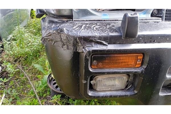 Recambio de paragolpes delantero para nissan terrano ii (r20) 2.4 i 12v 4wd referencia OEM IAM 620100F000  