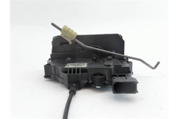 Recambio de cierre electromagnetico delantero derecho para opel corsa d 1.0 catch me referencia OEM IAM 13258274  55702899 , OPE