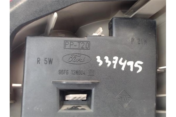 Recambio de piloto trasero izquierdo para ford fiesta berlina referencia OEM IAM 96FG13N004  