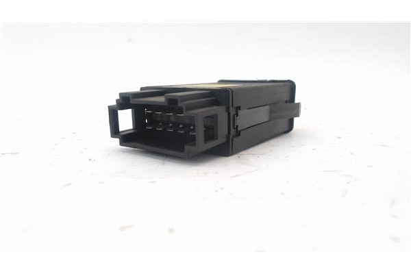 Recambio de interruptor luces emergencia para audi a4 berlina (b5) 1.9 tdi referencia OEM IAM 8d0941509h  
