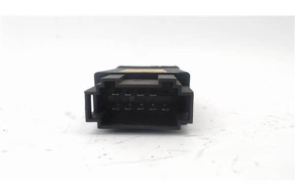 Recambio de interruptor luces emergencia para audi a4 berlina (b5) 1.9 tdi referencia OEM IAM 8d0941509h  