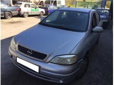 opel astra g berlina del año 2001