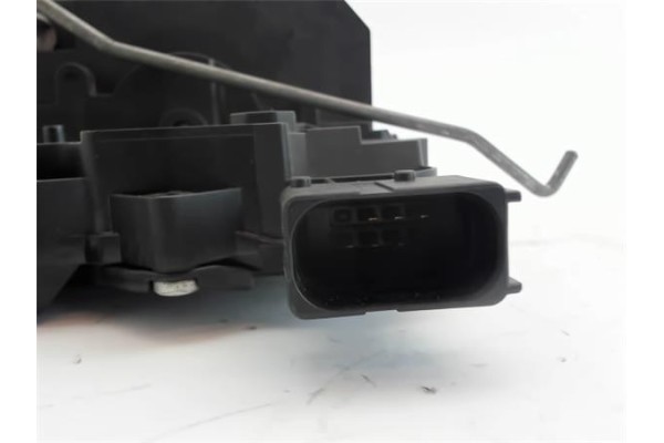 Recambio de cierre electromagnetico delantero derecho para opel corsa d 1.0 catch me referencia OEM IAM 13258274  55702899 , OPE