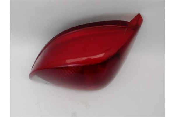 Recambio de piloto trasero derecho para ford fiesta berlina (dx) referencia OEM IAM 96FG13N004  