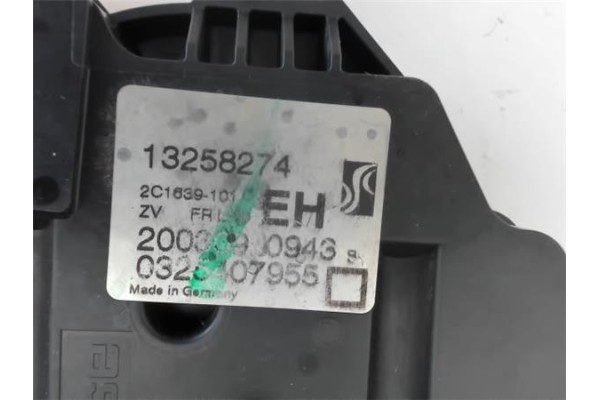 Recambio de cierre electromagnetico delantero derecho para opel corsa d 1.0 catch me referencia OEM IAM 13258274  55702899 , OPE