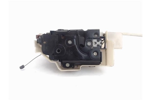 Recambio de cierre electromagnetico trasero izquierdo para volkswagen touareg (7la) 5.0 tdi v10 referencia OEM IAM 7L0839089  